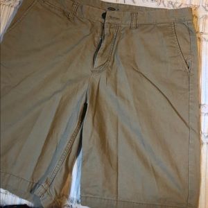 Khaki old navy shorts men’s 36